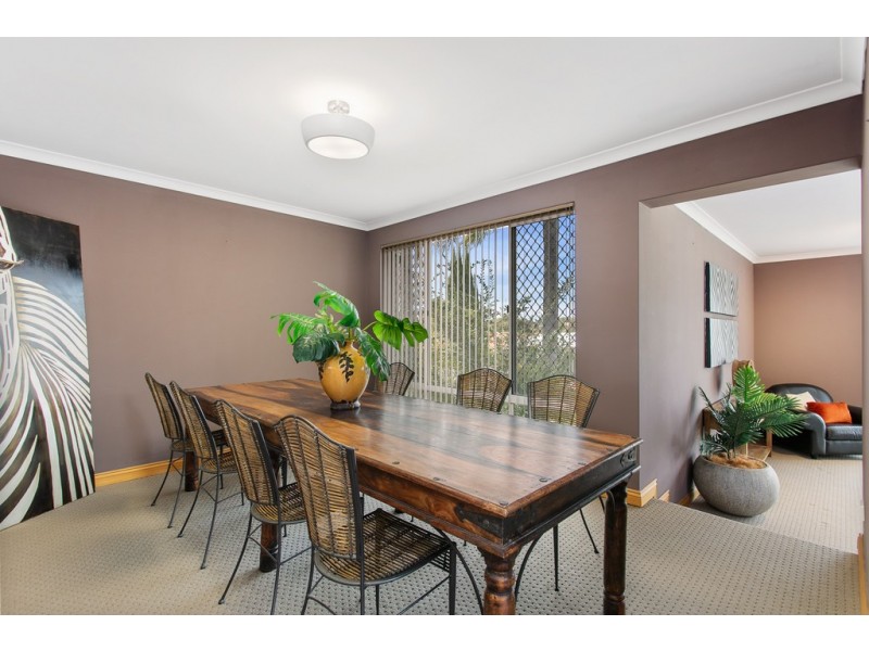 179 Sequoia Road, Duncraig WA 6023