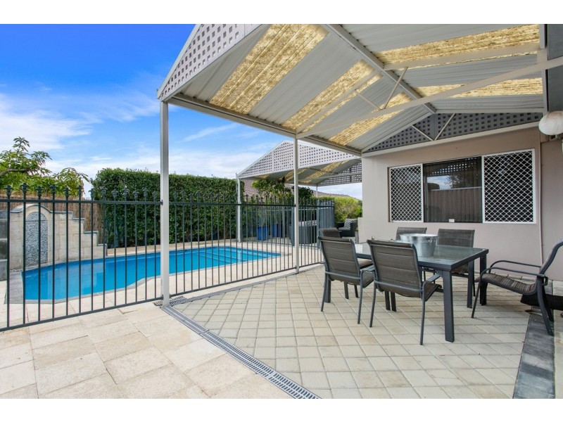 179 Sequoia Road, Duncraig WA 6023