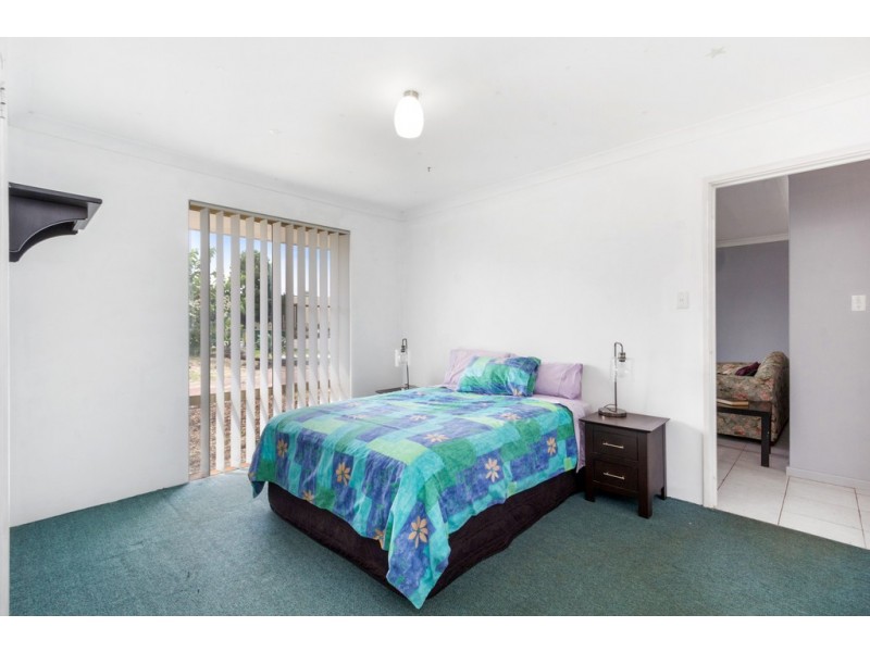 87 Creaney Drive, Kingsley WA 6026