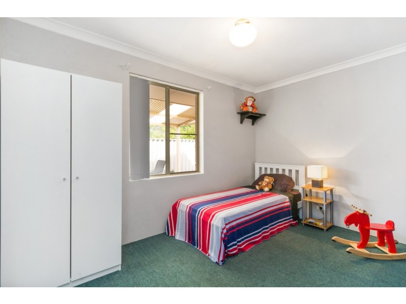 87 Creaney Drive, Kingsley WA 6026