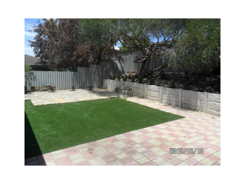 10 GILES AVE, Padbury WA 6025