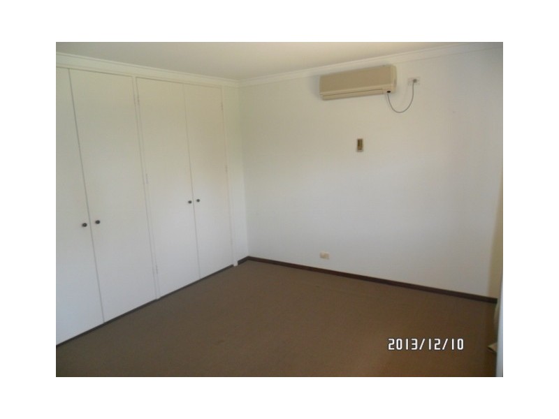 10 GILES AVE, Padbury WA 6025