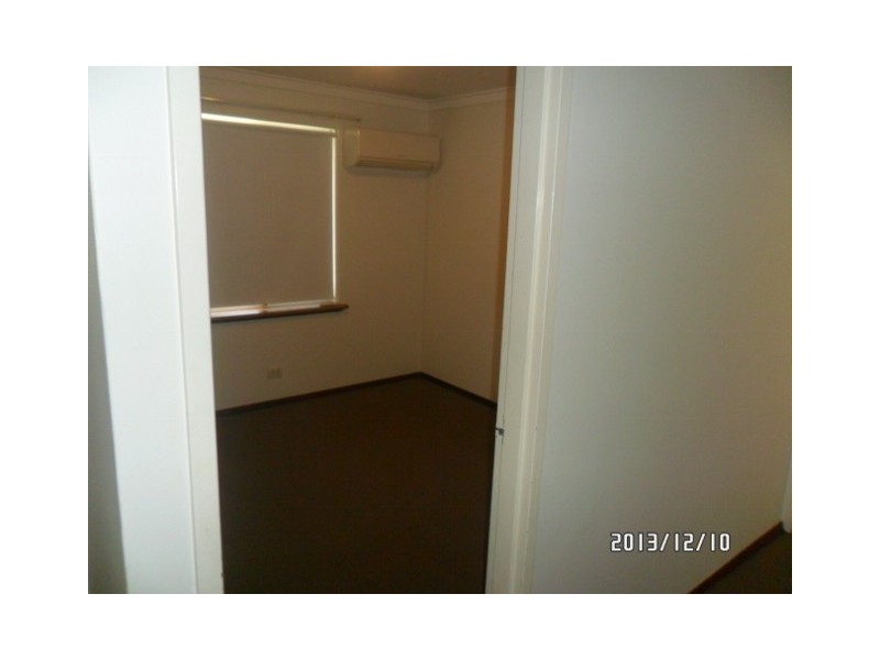 10 GILES AVE, Padbury WA 6025