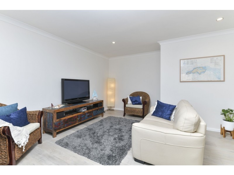 9 Colac Way, Duncraig WA 6023