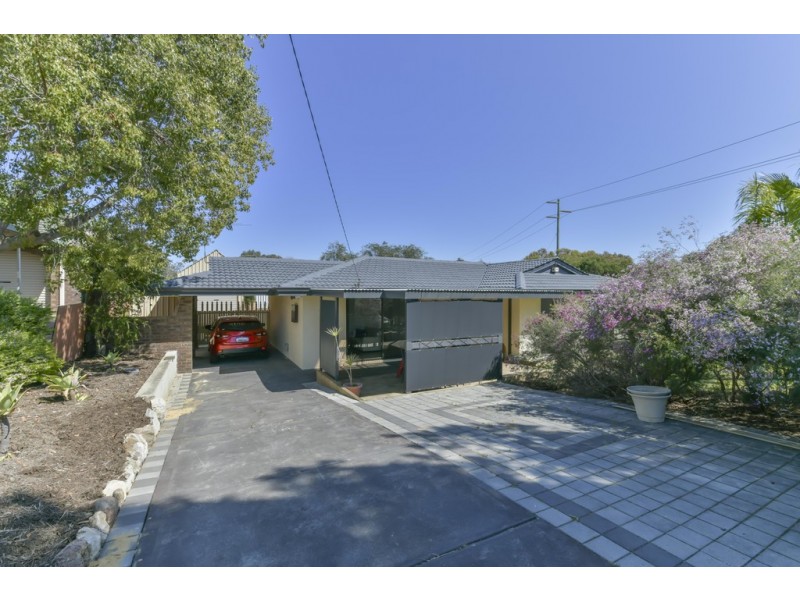 9 Colac Way, Duncraig WA 6023