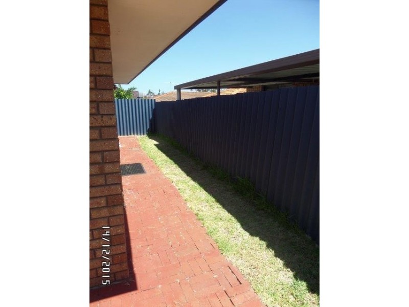 4/87 WARBURTON AVE, Padbury WA 6025