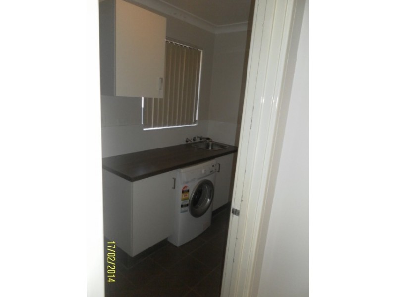 4/87 WARBURTON AVE, Padbury WA 6025