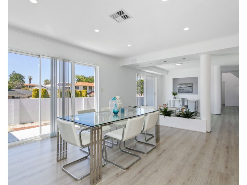 2 Kirribilli Court, Kallaroo WA 6025