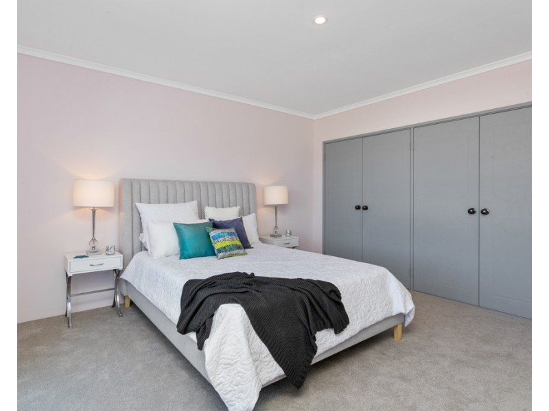 2 Kirribilli Court, Kallaroo WA 6025