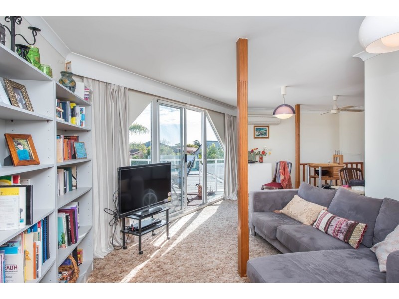 7 Wingala Grove, Kallaroo WA 6025