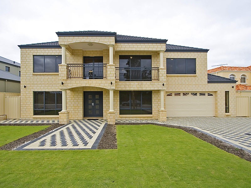 110 Golf Links Drive, Carramar WA 6031