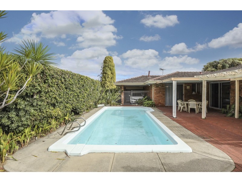 6 Strathyre Drive, Duncraig WA 6023