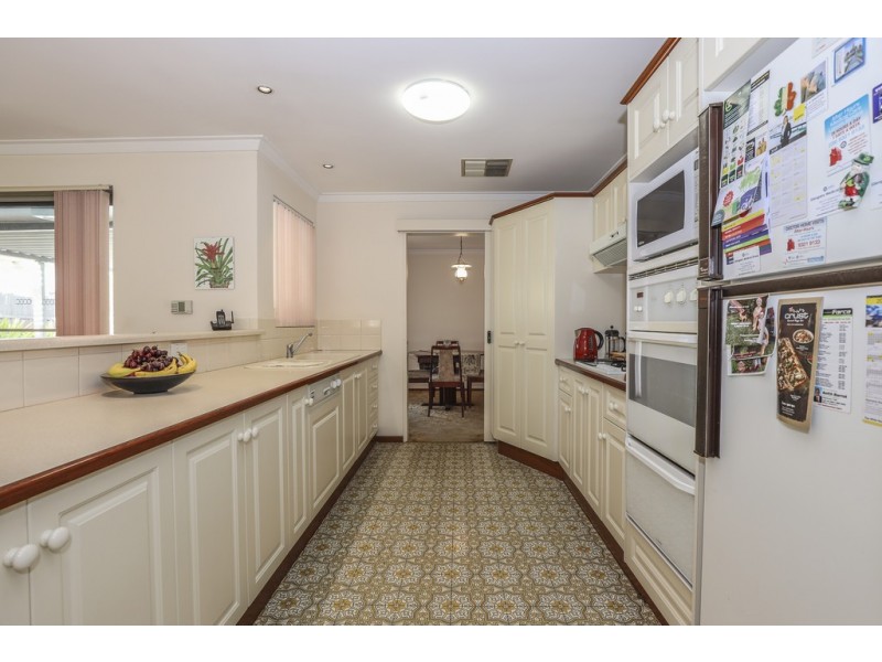 6 Strathyre Drive, Duncraig WA 6023
