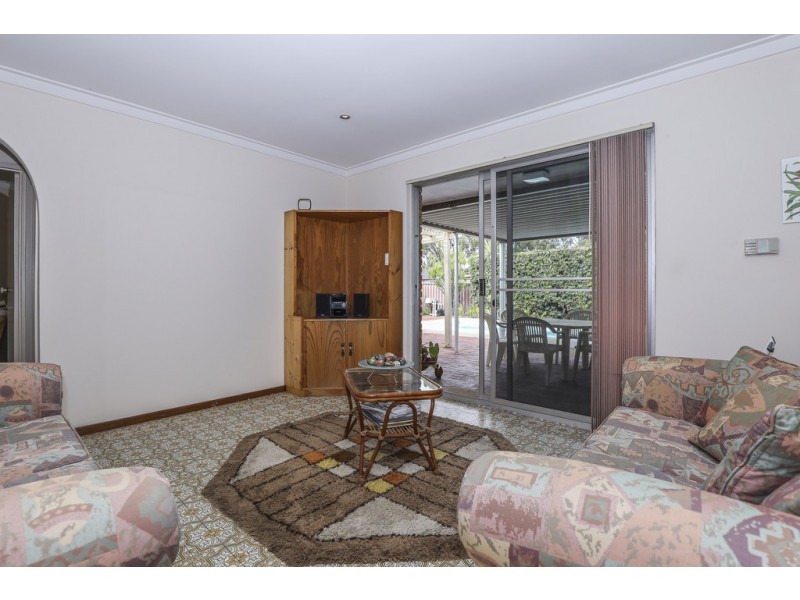 6 Strathyre Drive, Duncraig WA 6023
