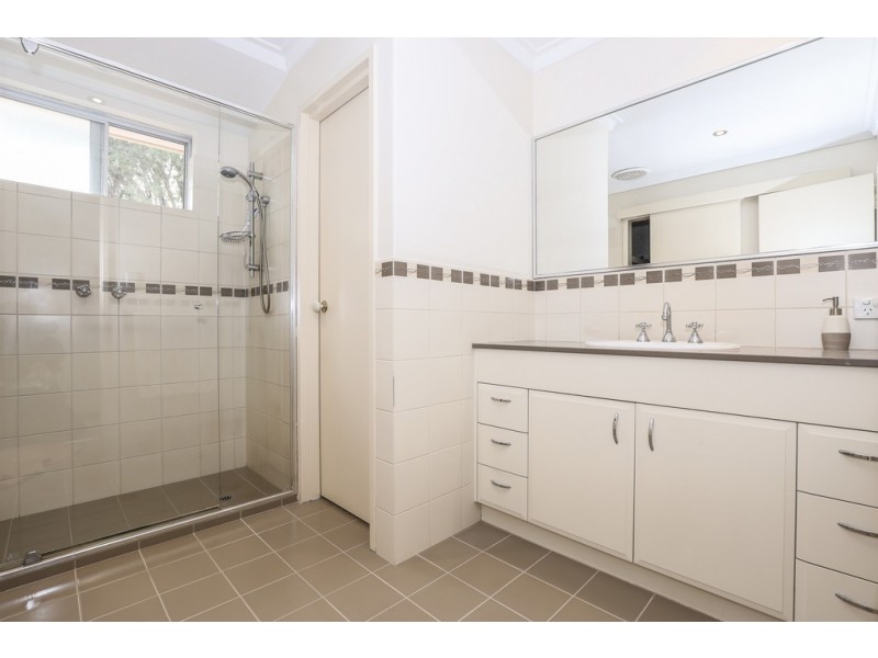 6 Strathyre Drive, Duncraig WA 6023
