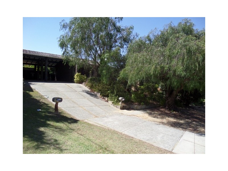 2A DAVIS PLACE, Hamersley WA 6022