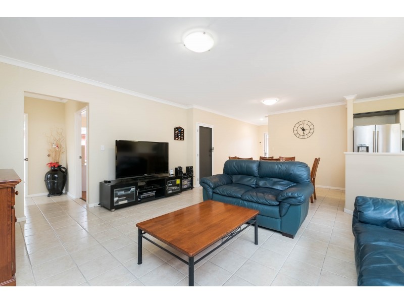 6/25 Siderno Rise, Hocking WA 6065