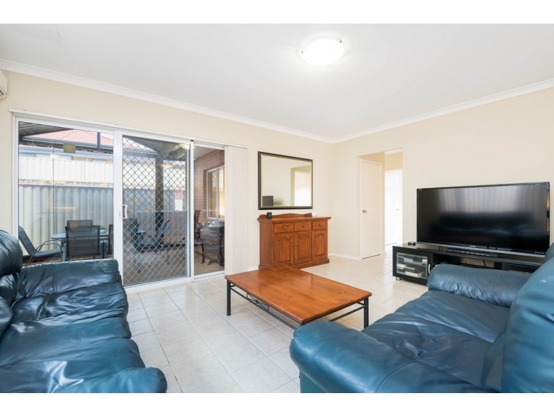 6/25 Siderno Rise, Hocking WA 6065