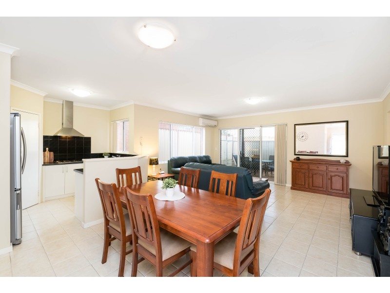 6/25 Siderno Rise, Hocking WA 6065