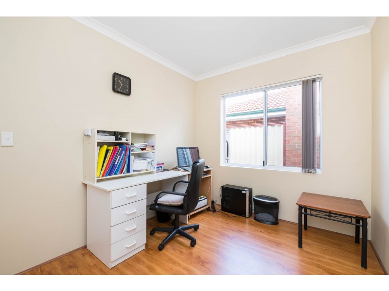 6/25 Siderno Rise, Hocking WA 6065