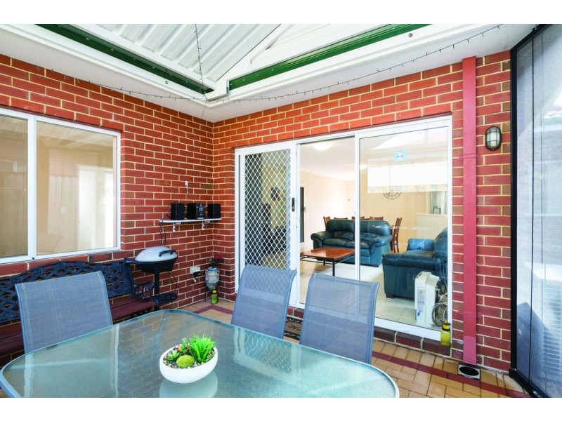 6/25 Siderno Rise, Hocking WA 6065