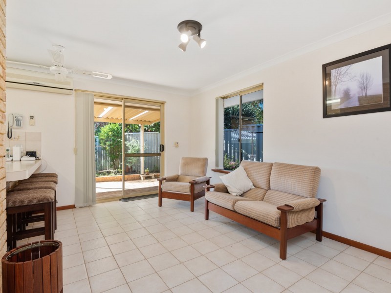 6b Dunbar Close, Kingsley WA 6026