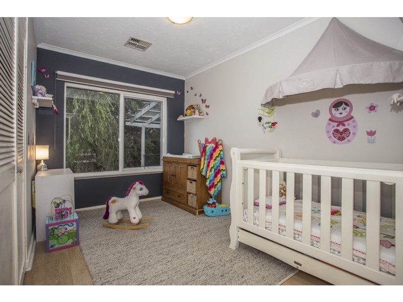 9 Centaur Street, Kallaroo WA 6025