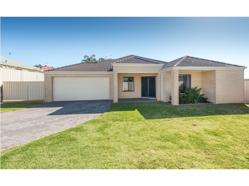 6 Golspie Place, Kinross WA 6028