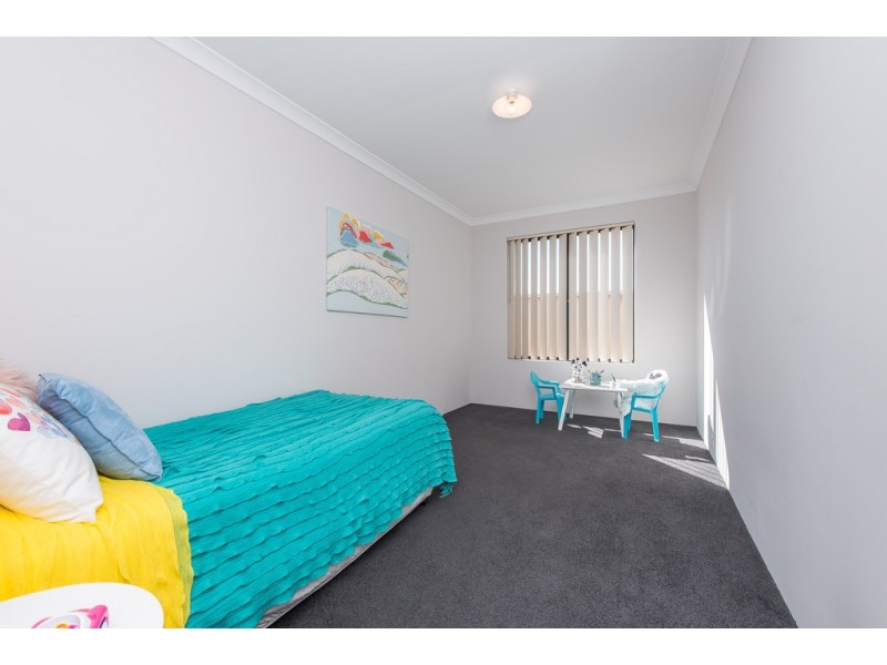 6 Golspie Place, Kinross WA 6028