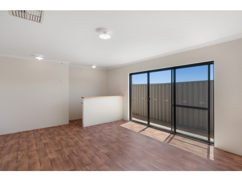 6 Golspie Place, Kinross WA 6028