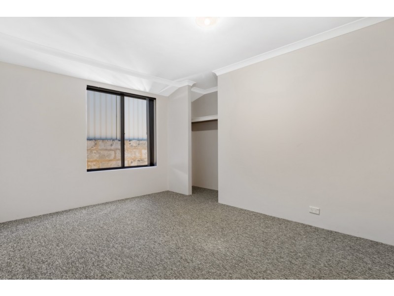 6 Golspie Place, Kinross WA 6028