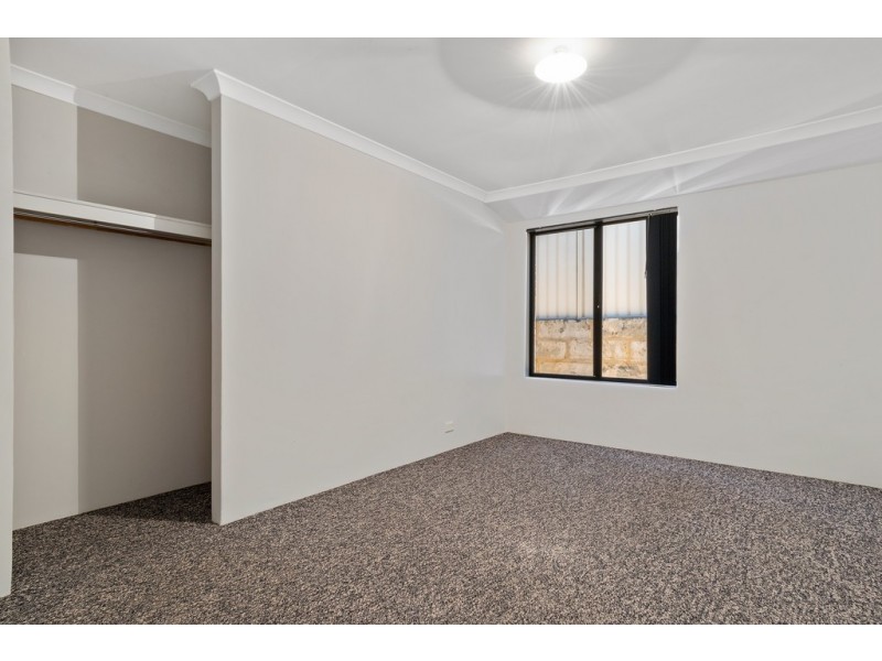 6 Golspie Place, Kinross WA 6028