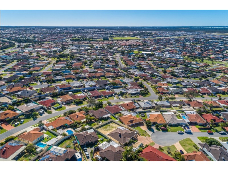 18a Drammen Elbow, Merriwa WA 6030