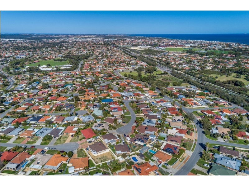 18a Drammen Elbow, Merriwa WA 6030