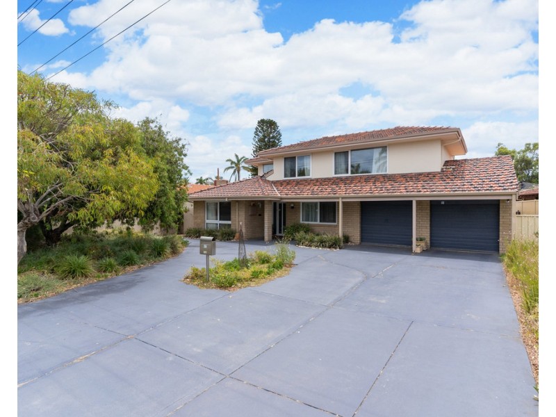 45 Bridgewater Drive, Kallaroo WA 6025