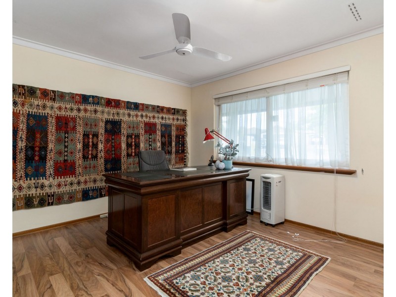 45 Bridgewater Drive, Kallaroo WA 6025