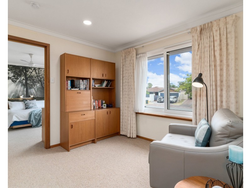 45 Bridgewater Drive, Kallaroo WA 6025