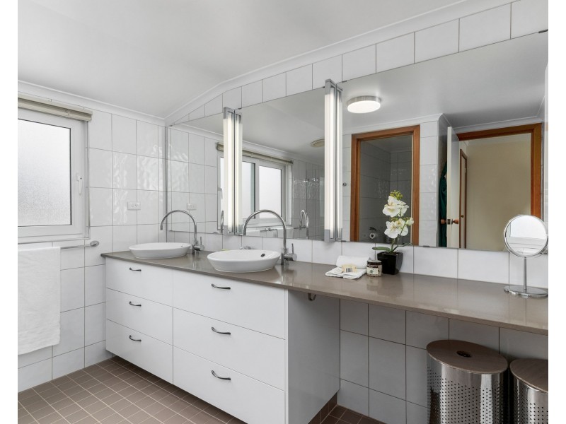 45 Bridgewater Drive, Kallaroo WA 6025