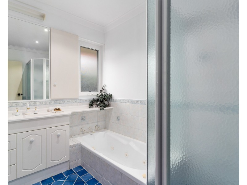 45 Bridgewater Drive, Kallaroo WA 6025