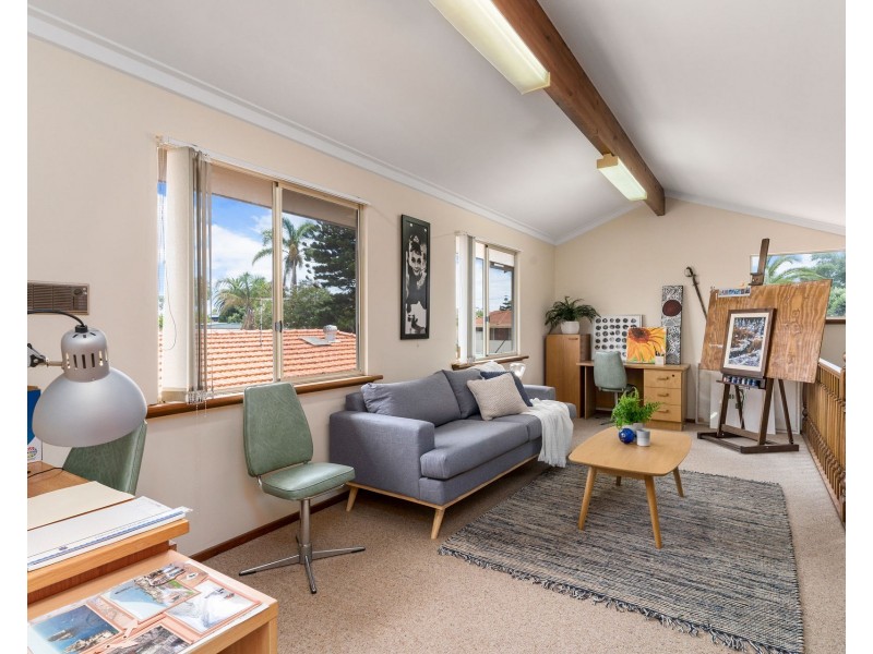 45 Bridgewater Drive, Kallaroo WA 6025