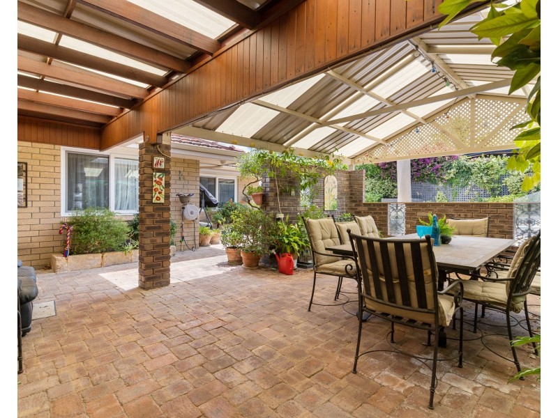 45 Bridgewater Drive, Kallaroo WA 6025