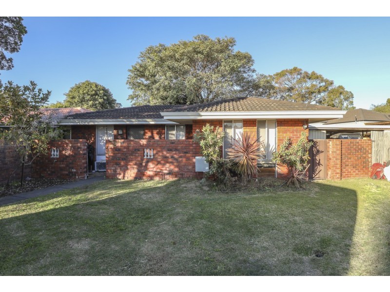 2 Kenny Drive, Duncraig WA 6023