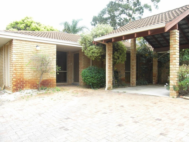 6/4 Sandhurst Road, Dianella WA 6059