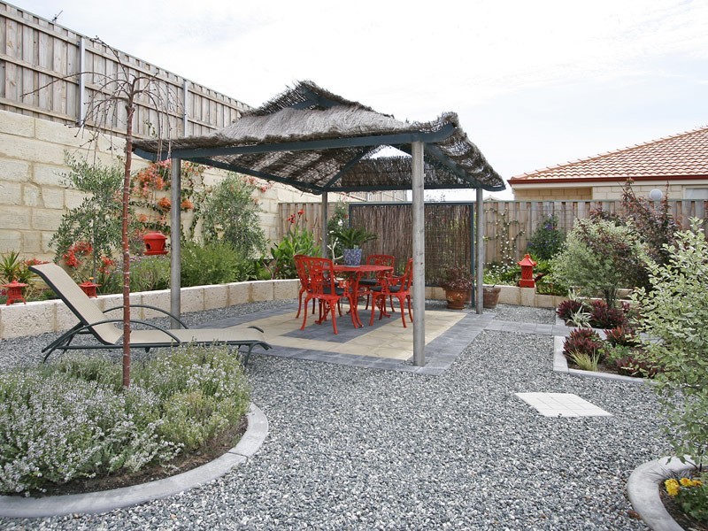 38 Boardwalk Blvd, Halls Head WA 6210