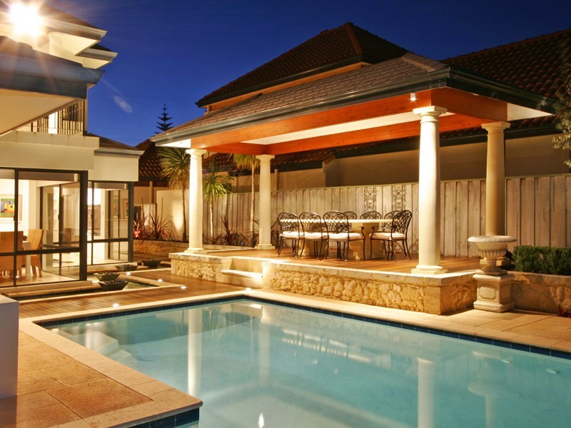 14 Amalfi Drive, Hillarys WA 6025