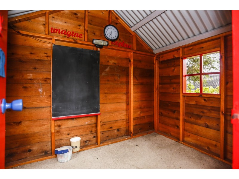 4 Aerolite Way, Beldon WA 6027