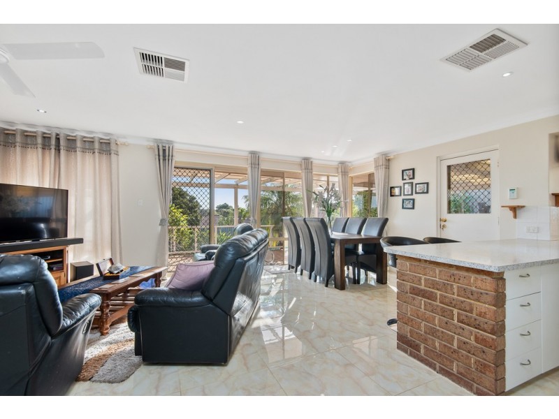 5 Hunt Lane, Kingsley WA 6026