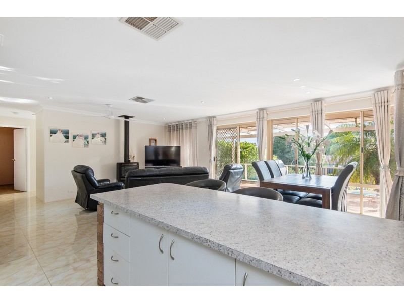 5 Hunt Lane, Kingsley WA 6026