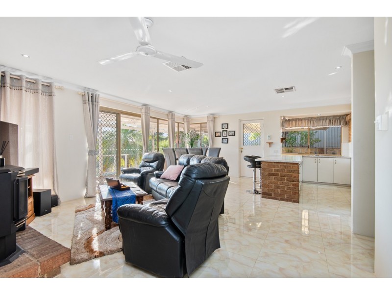 5 Hunt Lane, Kingsley WA 6026