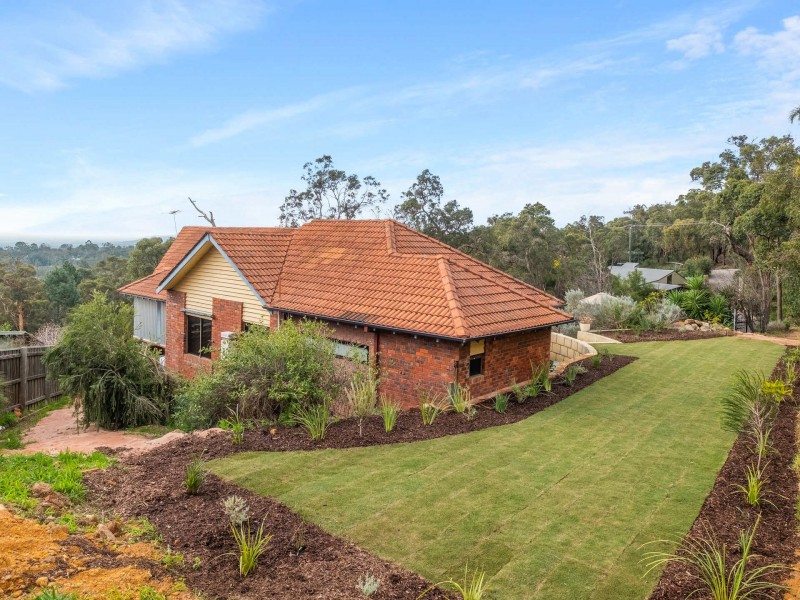 5 Robinson Road, Darlington WA 6070